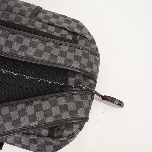 Grey Checkered Pattern Multi-Pocket Shark Teeth Graphic Leather Backpack NWOT - Picture 11 of 11